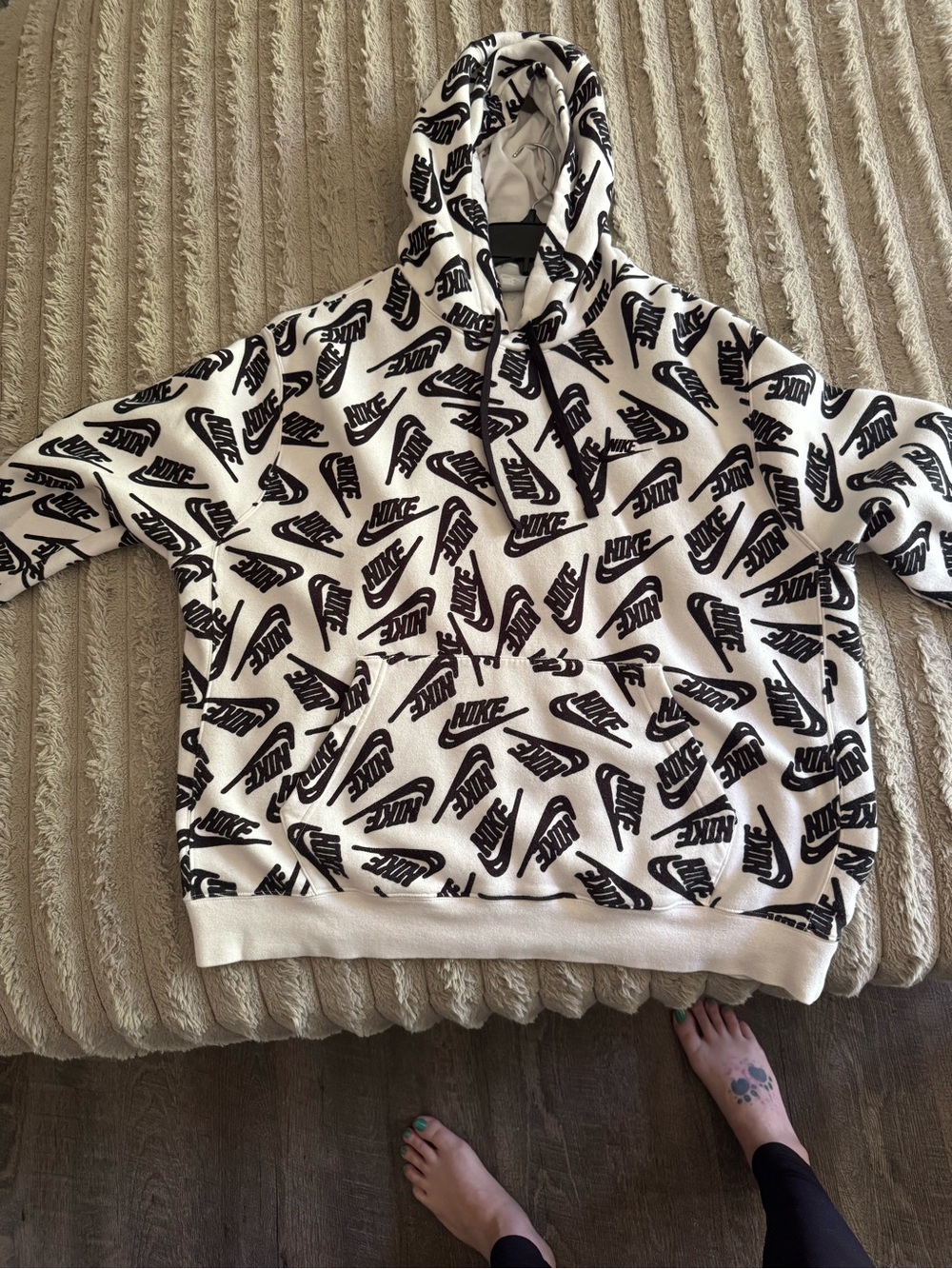 Nike White Hoodie with Black Logo Print and Black Drawstrings XL